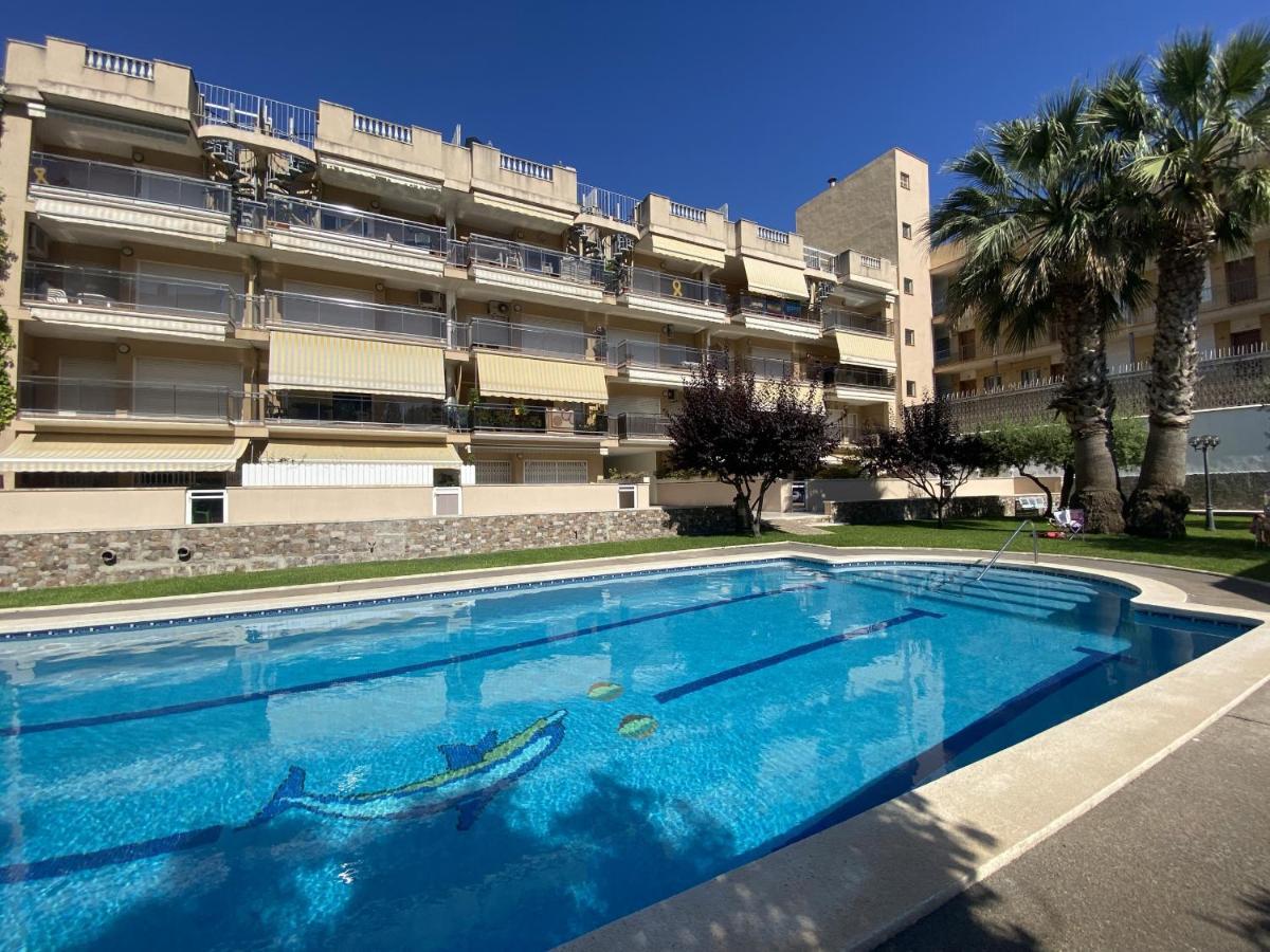 R123 Apartamento En La Planta Baja Con Piscina Cerca De La Playa Calafell Exteriér fotografie