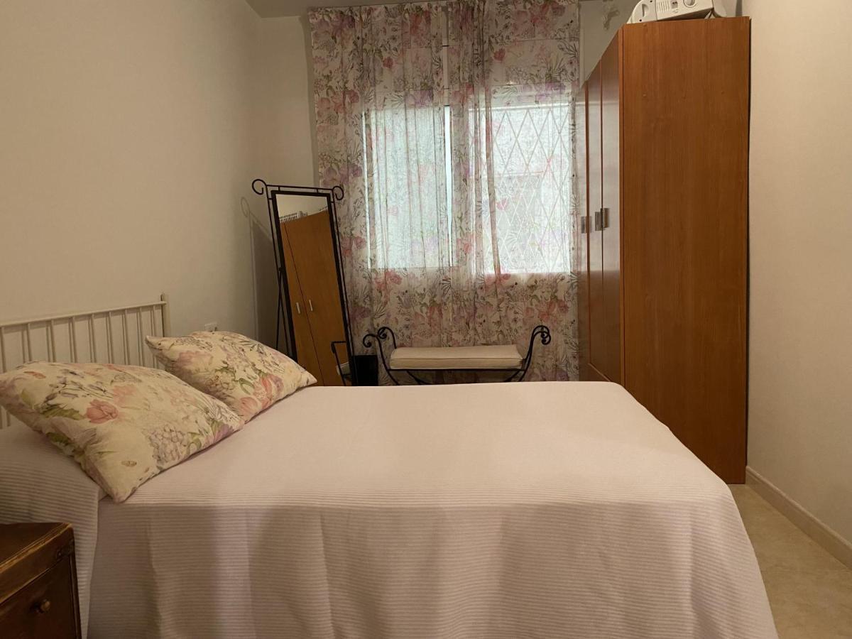 R123 Apartamento En La Planta Baja Con Piscina Cerca De La Playa Calafell Exteriér fotografie