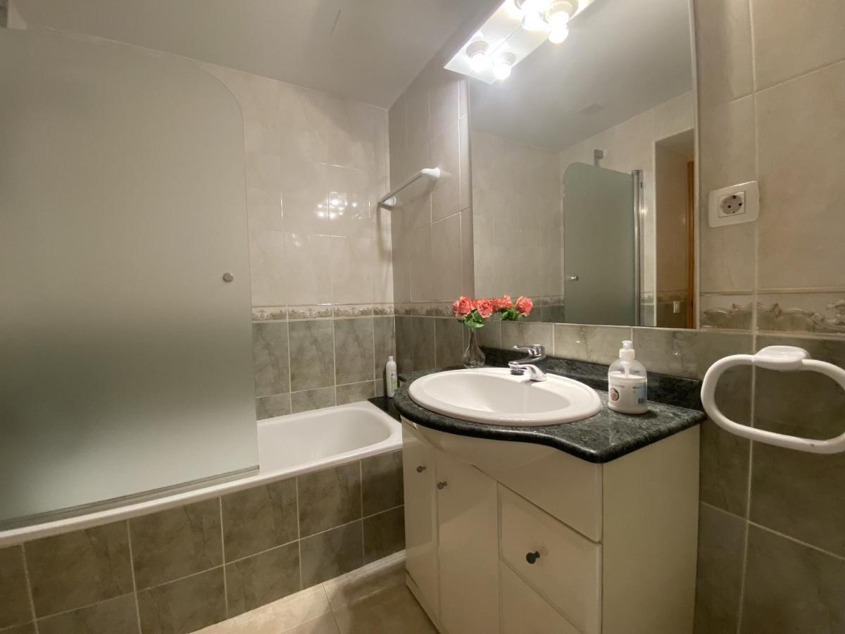 R123 Apartamento En La Planta Baja Con Piscina Cerca De La Playa Calafell Exteriér fotografie